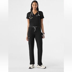 FIGS | Kade Cargo Scrub Pants | BLACK | L